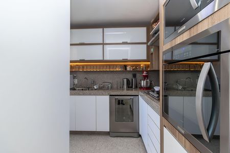 Apartamento à venda com 82m², 3 quartos e 2 vagas Apartamento à venda com 82m², 3 quartos e 2 vagasCozinha