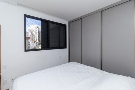Apartamento à venda com 82m², 3 quartos e 2 vagas Apartamento à venda com 82m², 3 quartos e 2 vagasQuarto 3
