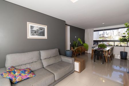 Apartamento à venda com 82m², 3 quartos e 2 vagas Apartamento à venda com 82m², 3 quartos e 2 vagasSala