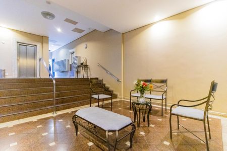 Studio para alugar com 35m², 1 quarto e 1 vaga Studio para alugar com 35m², 1 quarto e 1 vagaHall Social