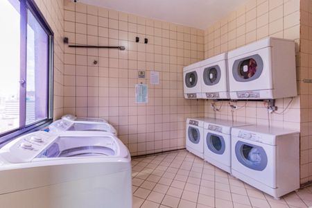 Studio para alugar com 35m², 1 quarto e 1 vaga Studio para alugar com 35m², 1 quarto e 1 vagaLavanderia