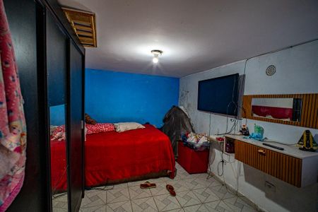 Casa à venda com 480m², 4 quartos e 4 vagas Casa à venda com 480m², 4 quartos e 4 vagasQuarto 4