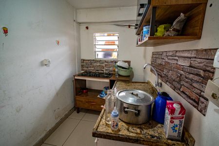 Casa à venda com 480m², 4 quartos e 4 vagas Casa à venda com 480m², 4 quartos e 4 vagasCozinha 2