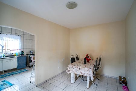Casa à venda com 480m², 4 quartos e 4 vagas Casa à venda com 480m², 4 quartos e 4 vagasSala de Jantar