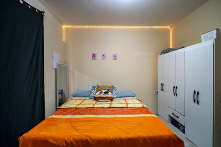 Casa à venda com 480m², 4 quartos e 4 vagas Casa à venda com 480m², 4 quartos e 4 vagasQuarto 1