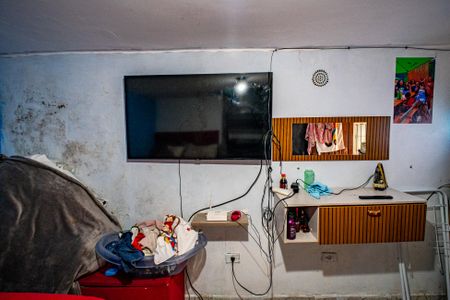 Casa à venda com 480m², 4 quartos e 4 vagas Casa à venda com 480m², 4 quartos e 4 vagasQuarto 4