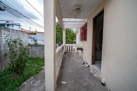 Casa à venda com 480m², 4 quartos e 4 vagas Casa à venda com 480m², 4 quartos e 4 vagasQuintal