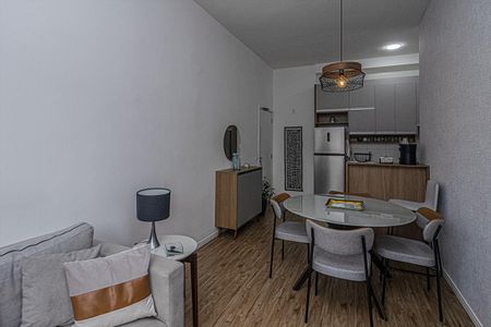 Apartamento à venda com 49m², 2 quartos e 1 vaga Apartamento à venda com 49m², 2 quartos e 1 vagaSala