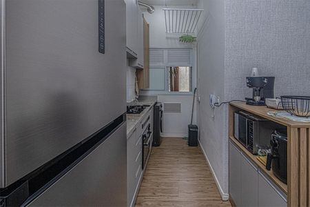Apartamento à venda com 49m², 2 quartos e 1 vaga Apartamento à venda com 49m², 2 quartos e 1 vagaCozinha