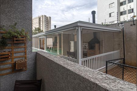 Apartamento à venda com 49m², 2 quartos e 1 vaga Apartamento à venda com 49m², 2 quartos e 1 vagaVaranda