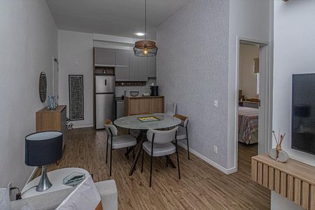 Apartamento à venda com 49m², 2 quartos e 1 vaga Apartamento à venda com 49m², 2 quartos e 1 vagaSala