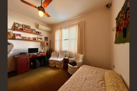 Apartamento à venda com 205m², 4 quartos e 2 vagasQuarto 4