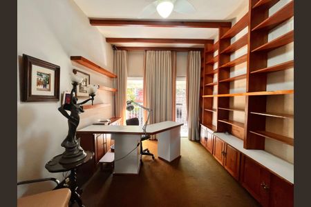 Apartamento à venda com 205m², 4 quartos e 2 vagasQuarto 3