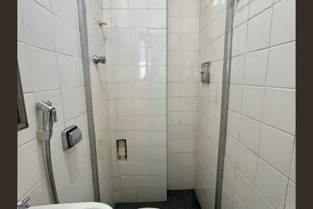 Apartamento à venda com 205m², 4 quartos e 2 vagasBanheiro de serviço