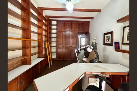 Apartamento à venda com 205m², 4 quartos e 2 vagasQuarto 3