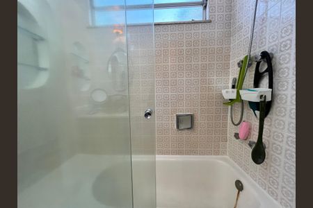 Apartamento à venda com 205m², 4 quartos e 2 vagasBanheiro da Suíte