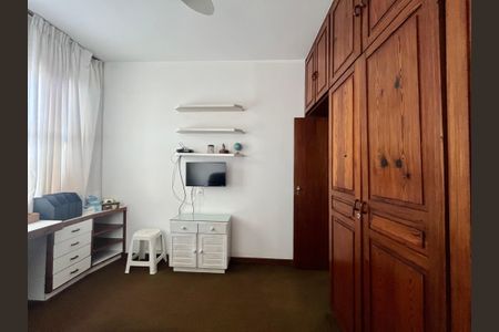 Apartamento à venda com 205m², 4 quartos e 2 vagasQuarto 1