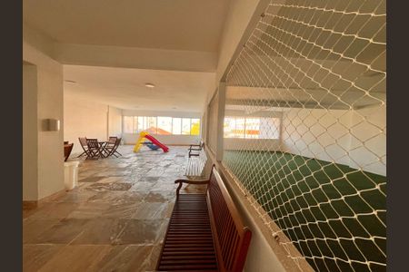 Apartamento à venda com 205m², 4 quartos e 2 vagasÁrea comum - Playground