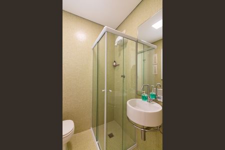 Casa à venda com 437m², 3 quartos e 7 vagasBanheiro de Serviço