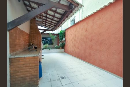 Apartamento para alugar com 81m², 2 quartos e 1 vagaÁrea comum - Churrasqueira