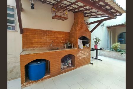 Apartamento para alugar com 81m², 2 quartos e 1 vagaÁrea comum - Churrasqueira