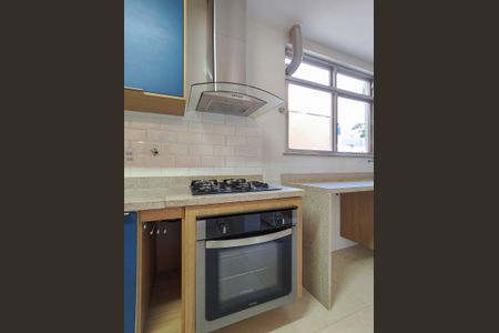 Apartamento para alugar com 81m², 2 quartos e 1 vagaCozinha
