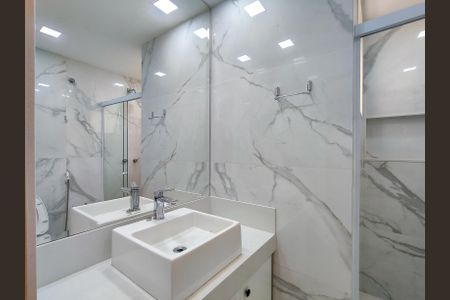 Apartamento para alugar com 81m², 2 quartos e 1 vagaBanheiro Corredor