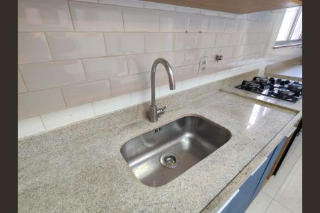Apartamento para alugar com 81m², 2 quartos e 1 vagaCozinha