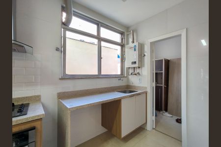 Apartamento para alugar com 81m², 2 quartos e 1 vagaÁrea de Serviço