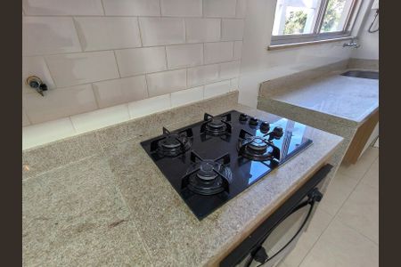 Apartamento para alugar com 81m², 2 quartos e 1 vagaCozinha