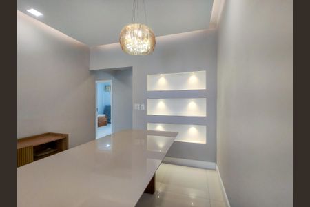 Apartamento para alugar com 81m², 2 quartos e 1 vagaSala