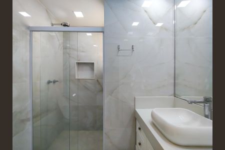 Apartamento para alugar com 81m², 2 quartos e 1 vagaBanheiro da Suíte