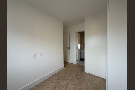 Suíte  de apartamento à venda com 2 quartos, 45m² em Barra Olímpica, Rio de Janeiro