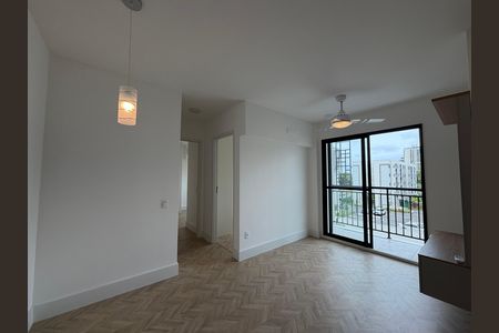 Sala de apartamento à venda com 2 quartos, 45m² em Barra Olímpica, Rio de Janeiro