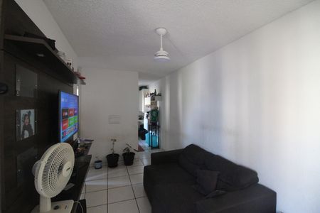 Sala de apartamento para alugar com 2 quartos, 43m² em Posse, Nova Iguaçu