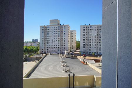 Quarto 1 - Vista de apartamento para alugar com 2 quartos, 46m² em Morro Santana, Porto Alegre