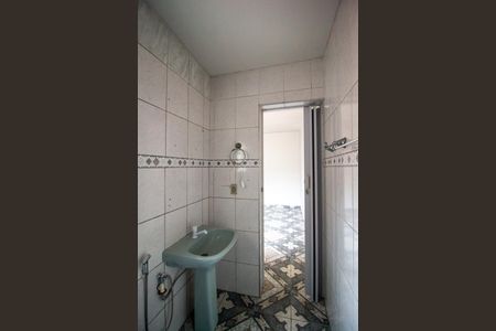 Casa para alugar com 100m², 3 quartos e 2 vagasBanheiro da Suíte