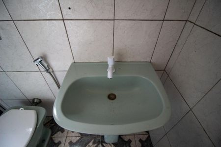 Casa para alugar com 100m², 3 quartos e 2 vagasBanheiro da Suíte