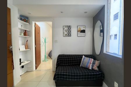 Sala  de apartamento à venda com 1 quarto, 28m² em Copacabana, Rio de Janeiro