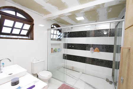 Casa para alugar com 365m², 5 quartos e 8 vagasBanheiro DO QUARTO 5