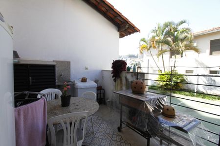 Casa para alugar com 365m², 5 quartos e 8 vagasÁrea de Serviço