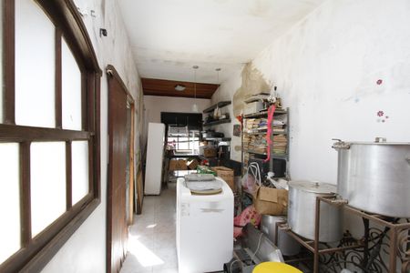 Casa para alugar com 365m², 5 quartos e 8 vagasquarto despejo