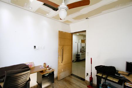 Casa para alugar com 365m², 5 quartos e 8 vagasEscritório