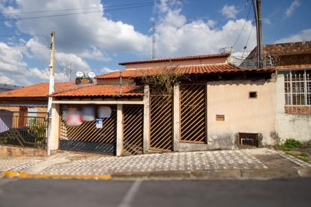 Casa para alugar com 200m², 3 quartos e 2 vagasFachada 