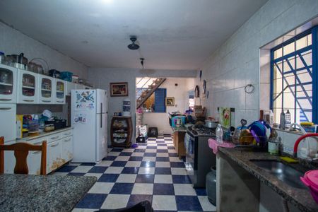 Casa para alugar com 200m², 3 quartos e 2 vagasCozinha 