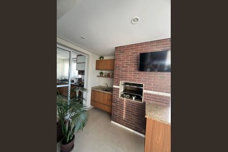 Apartamento à venda com 140m², 4 quartos e 3 vagasVaranda