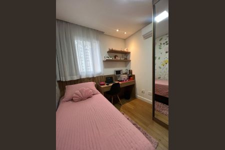 Apartamento à venda com 140m², 4 quartos e 3 vagasQuarto 