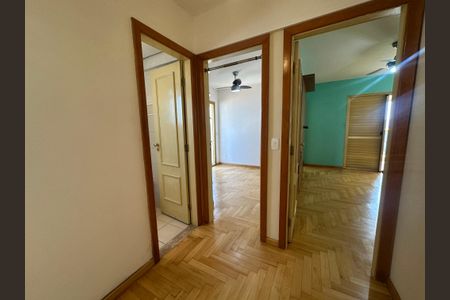 Apartamento para alugar com 107m², 3 quartos e 2 vagasHall social