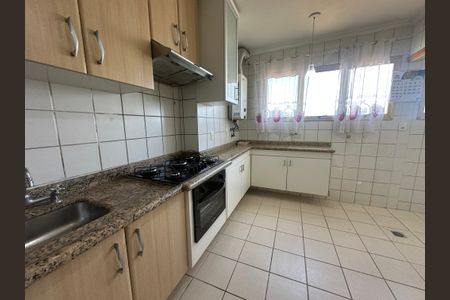 Apartamento para alugar com 107m², 3 quartos e 2 vagasCozinha