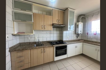 Apartamento para alugar com 107m², 3 quartos e 2 vagasCozinha